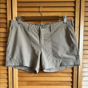 Women’s Patagonia Low Waisted Tan Shorts